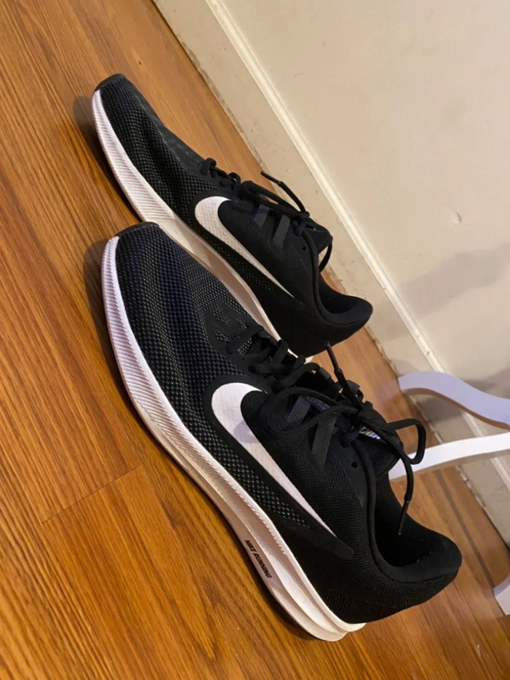Men’s Nike Downshifter 9 running shoes